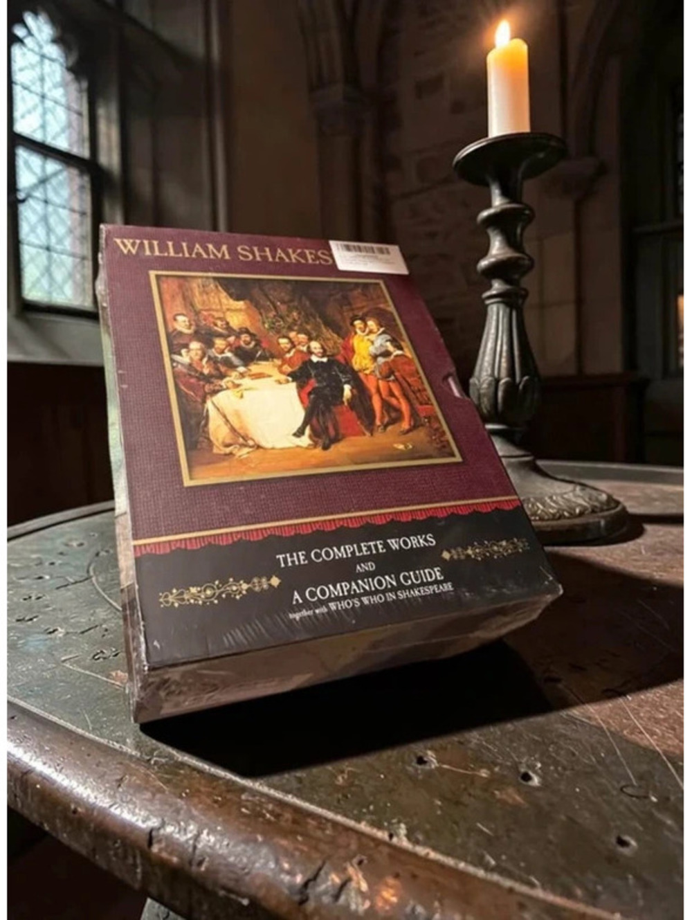William Shakespeare The Complete Works Guide 2 Books Box Set - New and Sealed